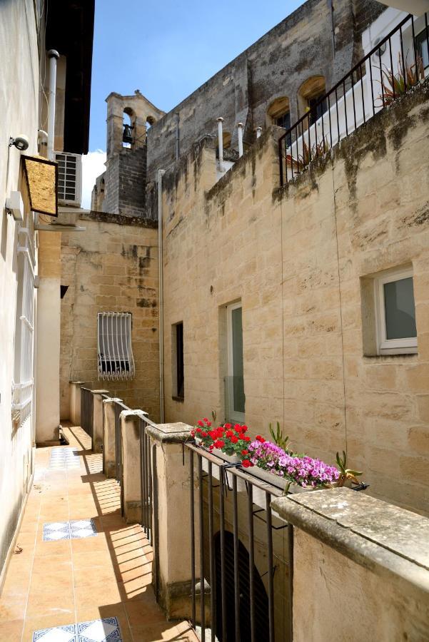 Li Frati Suite Lecce Bagian luar foto