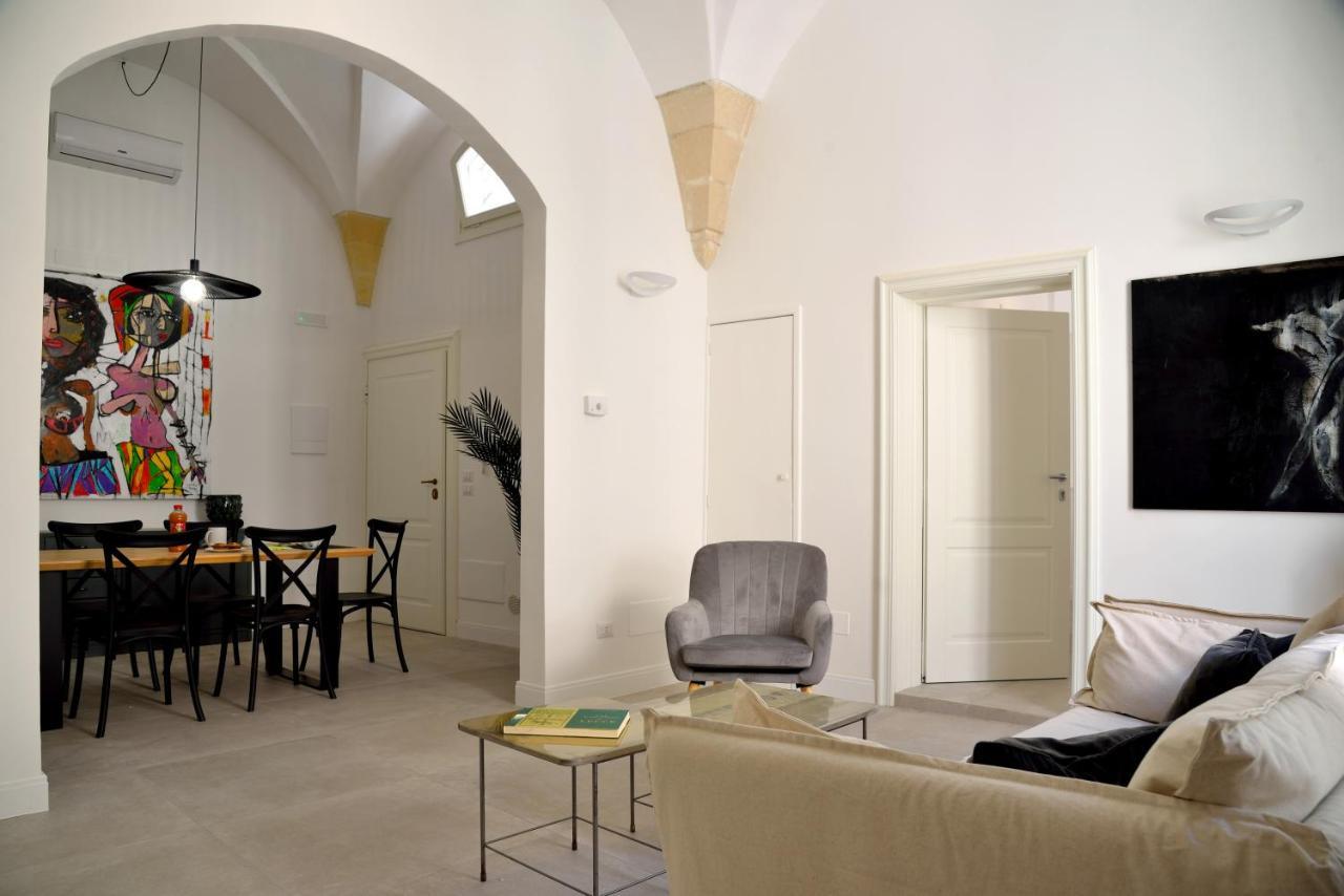 Li Frati Suite Lecce Bagian luar foto