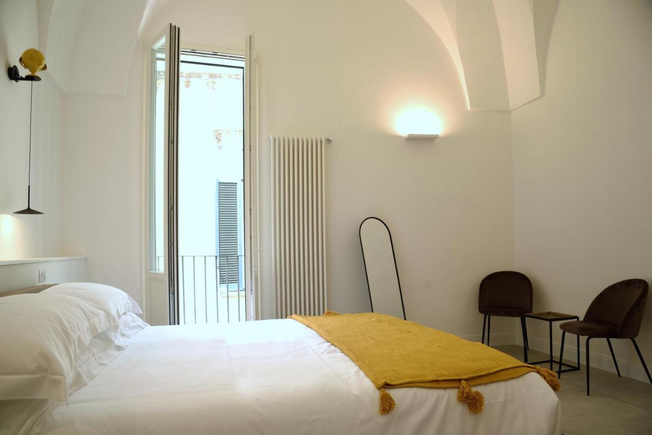 Li Frati Suite Lecce Bagian luar foto