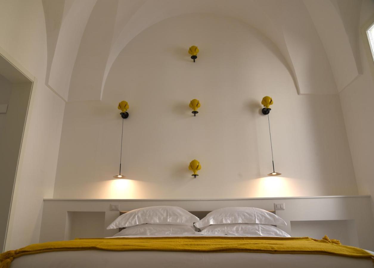 Li Frati Suite Lecce Bagian luar foto