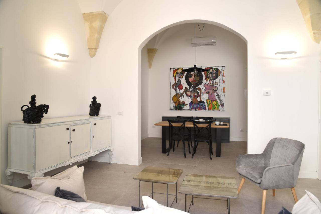 Li Frati Suite Lecce Bagian luar foto