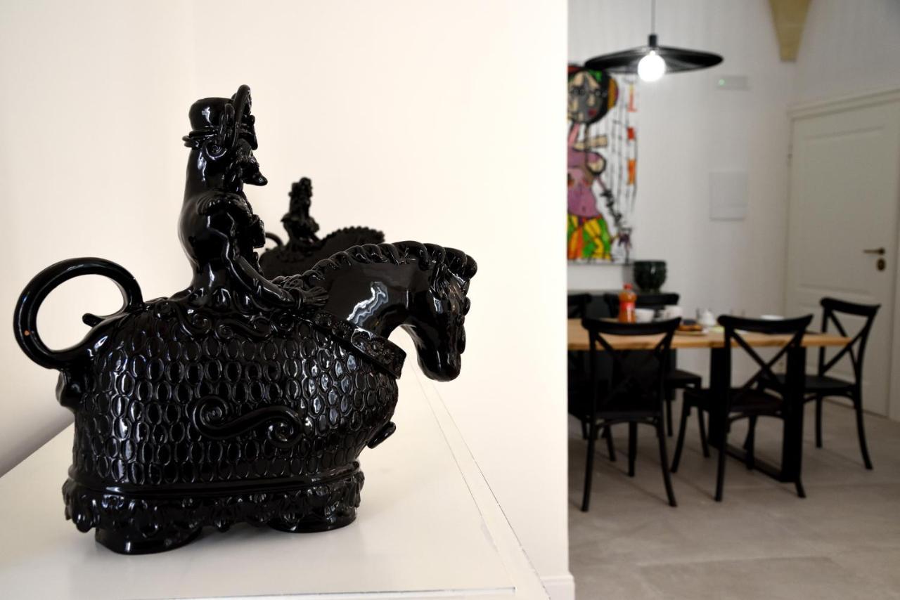 Li Frati Suite Lecce Bagian luar foto